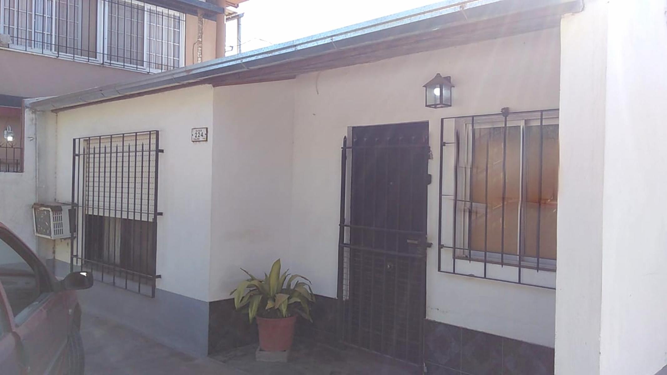 Casa 2 Ambientes En Venta - Francisco Alvarez, Moreno — foto 2