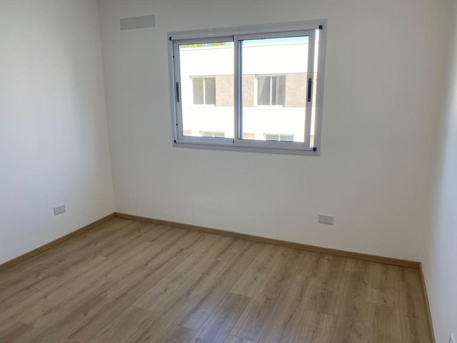 Departamento Duplex 4 Amb. En Venta - Ituzaingó — foto 14