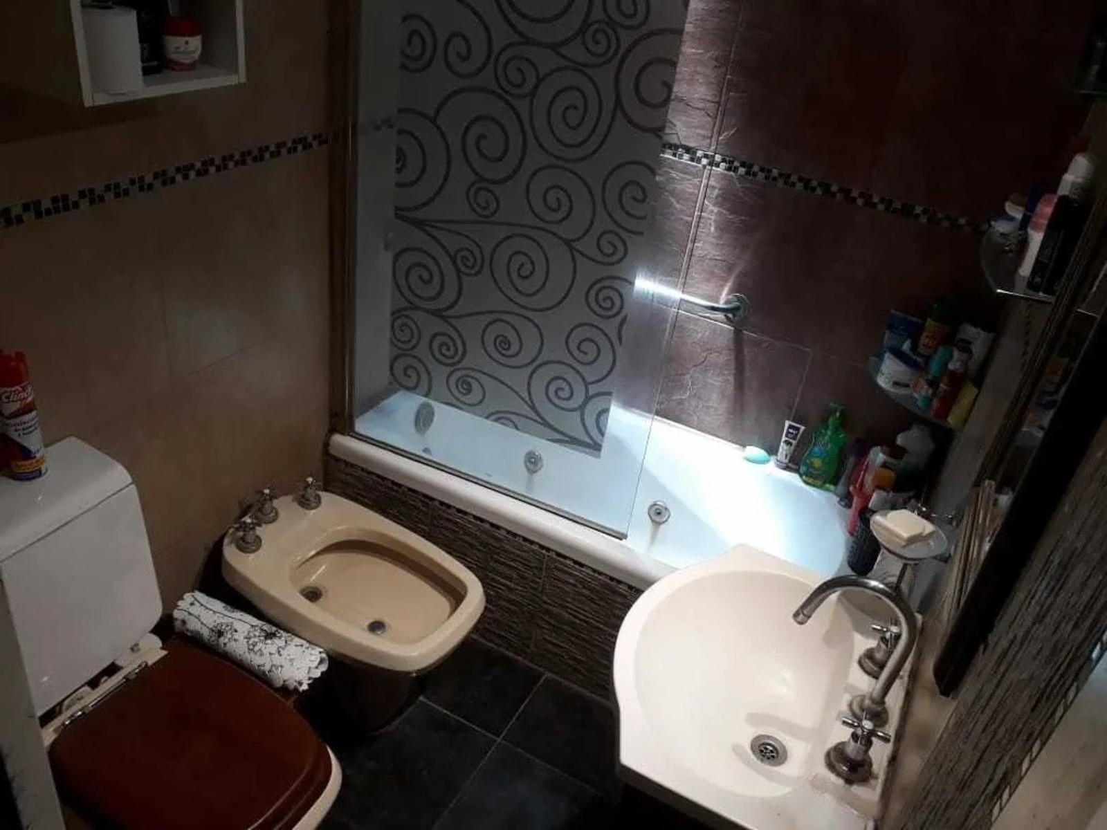 Casa 3 Amb. a 200m De Acceso Oeste - Ituzaingo, Parque Leloir — foto 7
