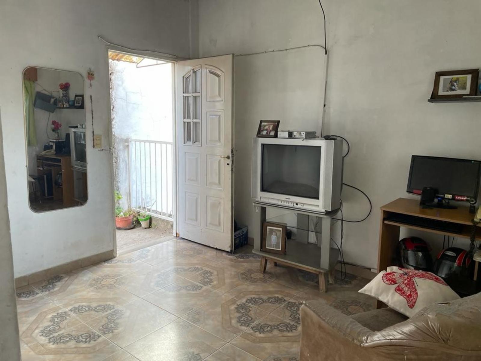 Casas y Locales En Venta a 200 mts. de Ruta 23 - Trujui, Moreno — foto 9