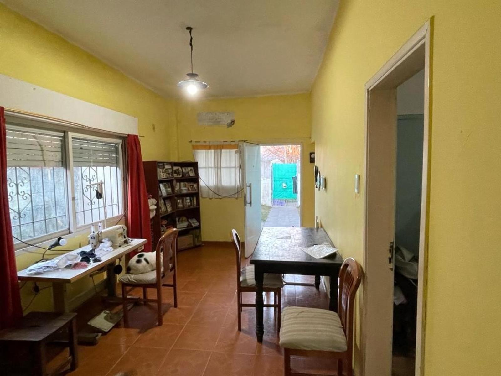 Casa 3 Ambientes En Venta - La Reja, Moreno — foto 2