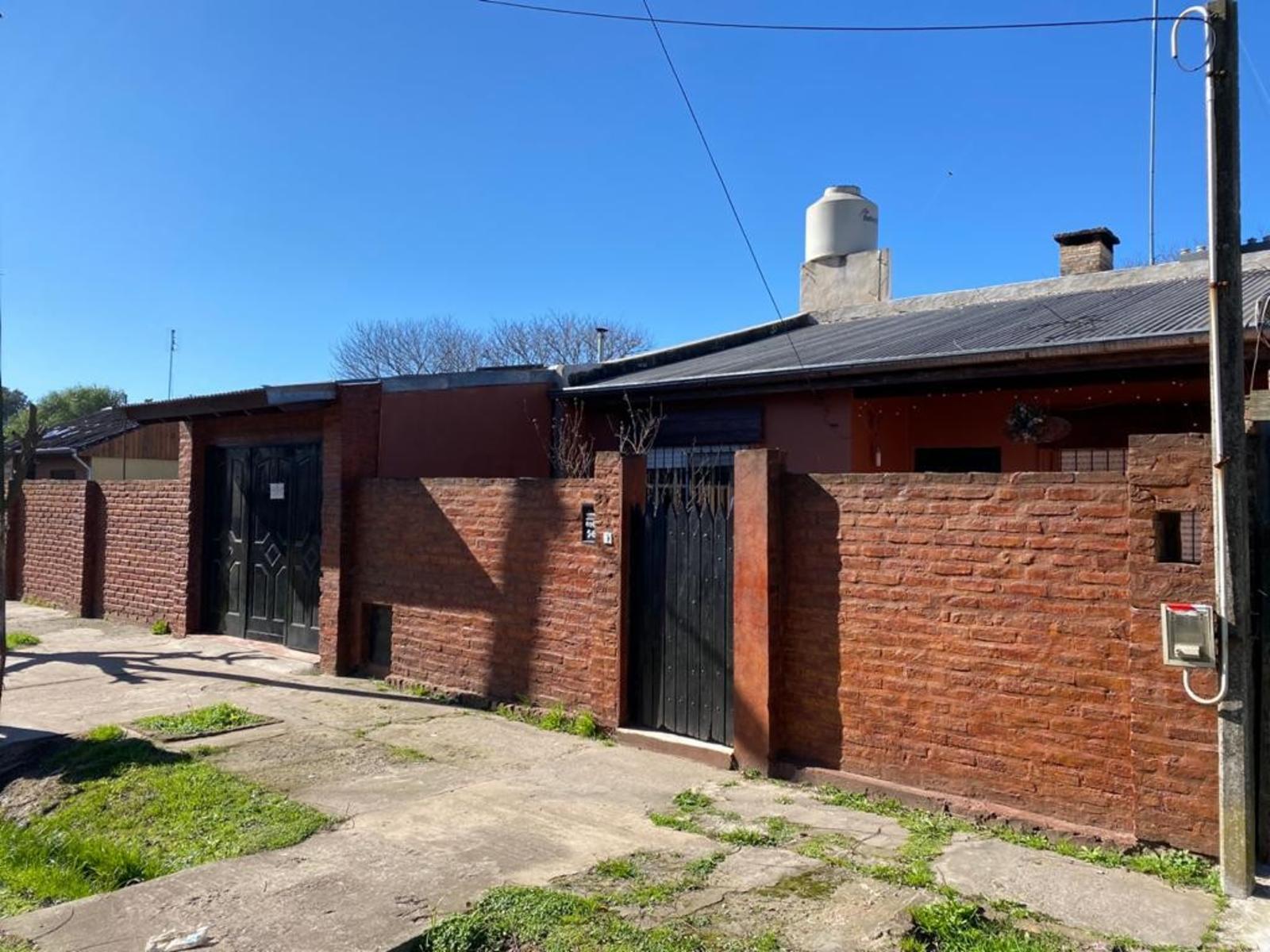 Casa 3 Ambientes En Venta - General Rodríguez