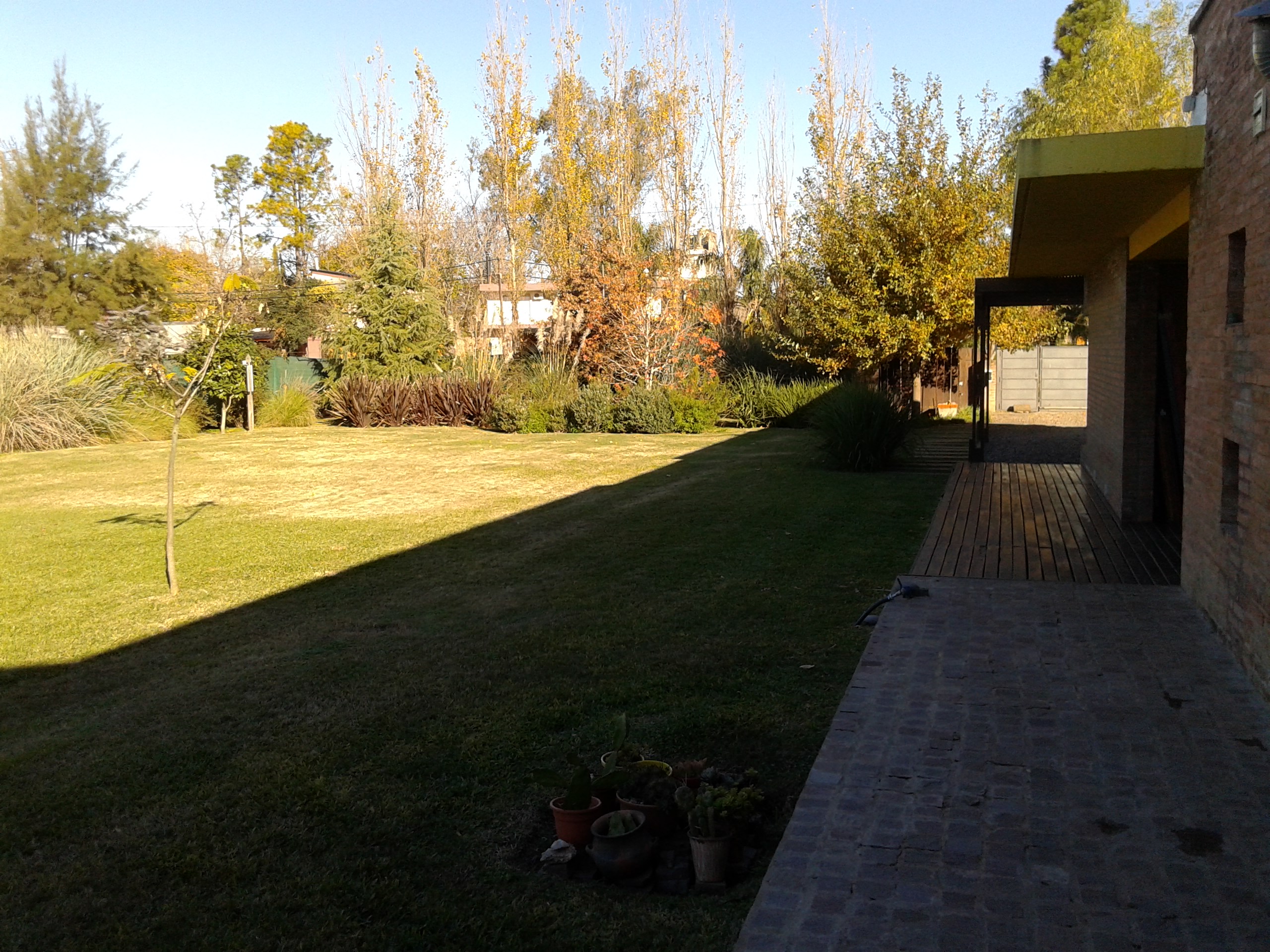 HERMOSA CASA CON AMPLIO PARQUE EN IBARLUCEA- se acepta departamento como parte de pago — foto 15