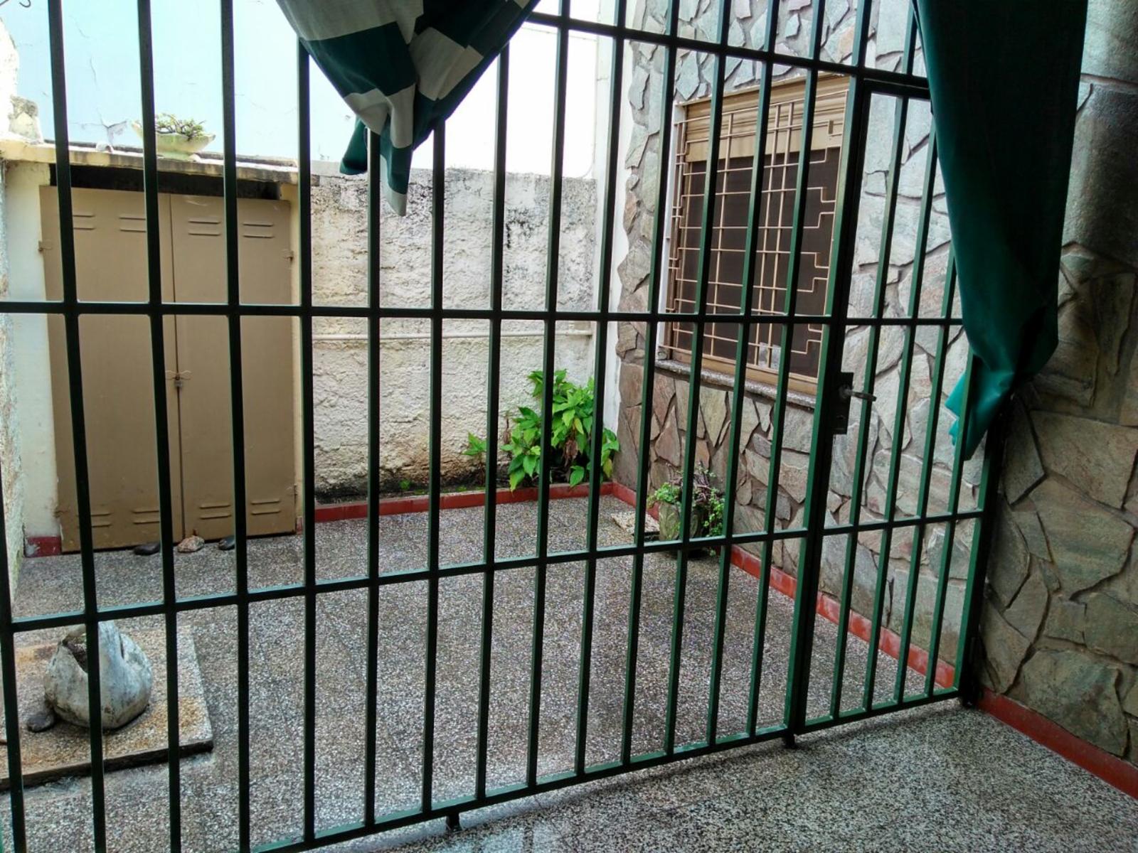 CASA TRES DORMITORIOS CON GARAGE EN ZONA SUR — foto 6