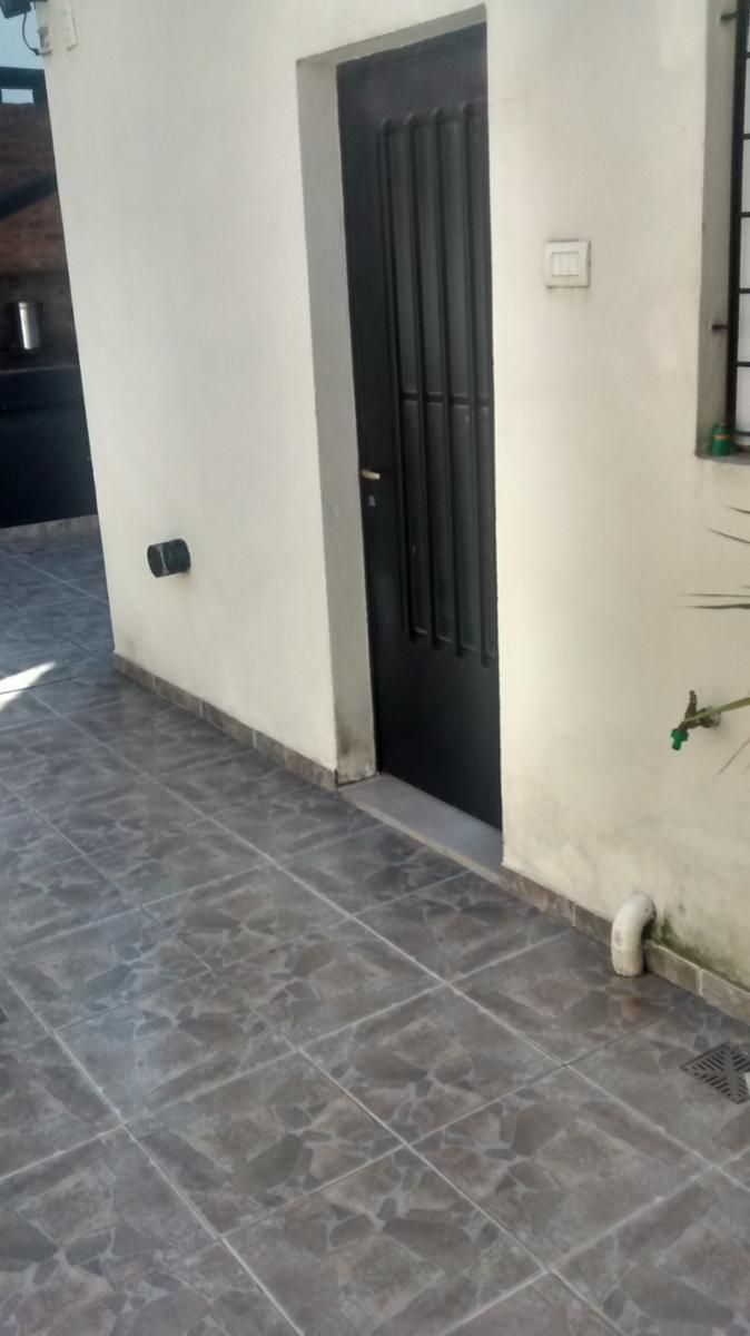 CASA DE PASILLO ZONA SUR IMPECABLE (ANCHORENA 400) — foto 4