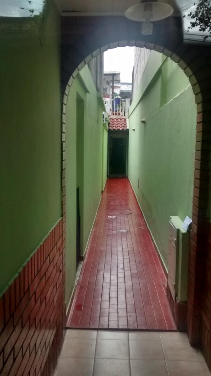 CASA DE PASILLO BARIO ECHESORTU 2 DORMITORIOS — foto 2