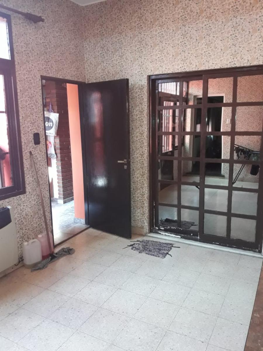 CASA TRES DORMITORIOS CON GARAGE Y JARDIN — foto 13