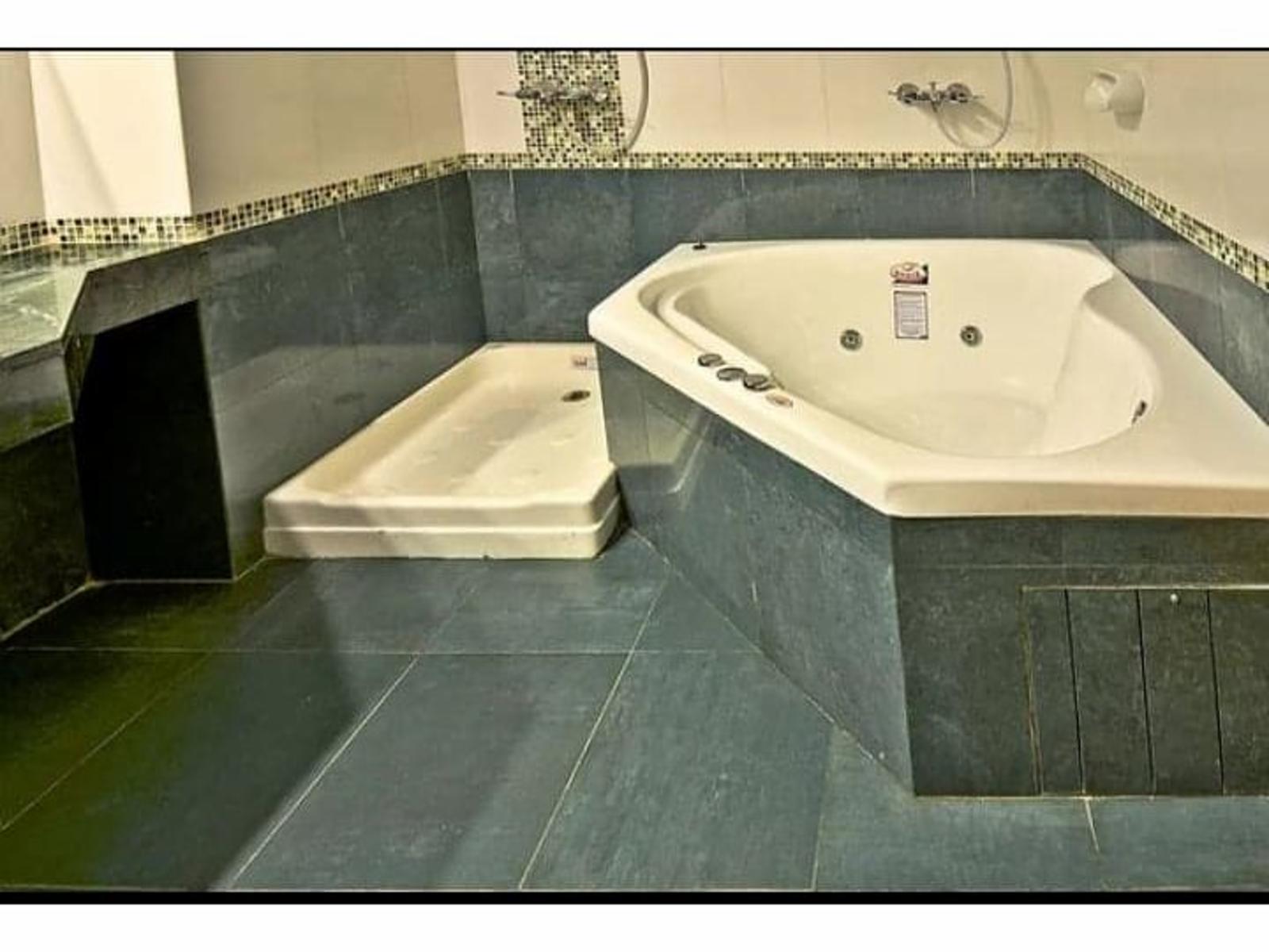 VENTA DE DEPARTAMENTO DE TRES DORMITORIOS PISO EXCLUSIVO — foto 3