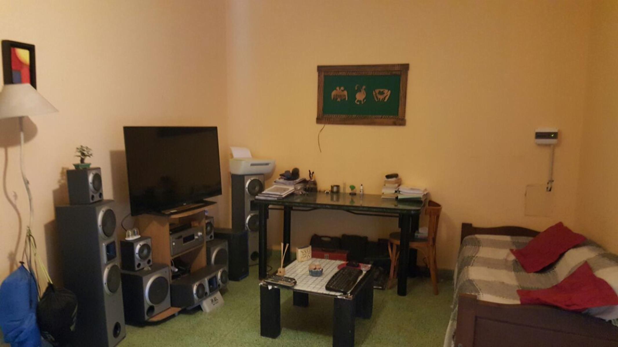 Casa de 2 Dormitorios en Venta – B° Villa Cabrera — foto 7