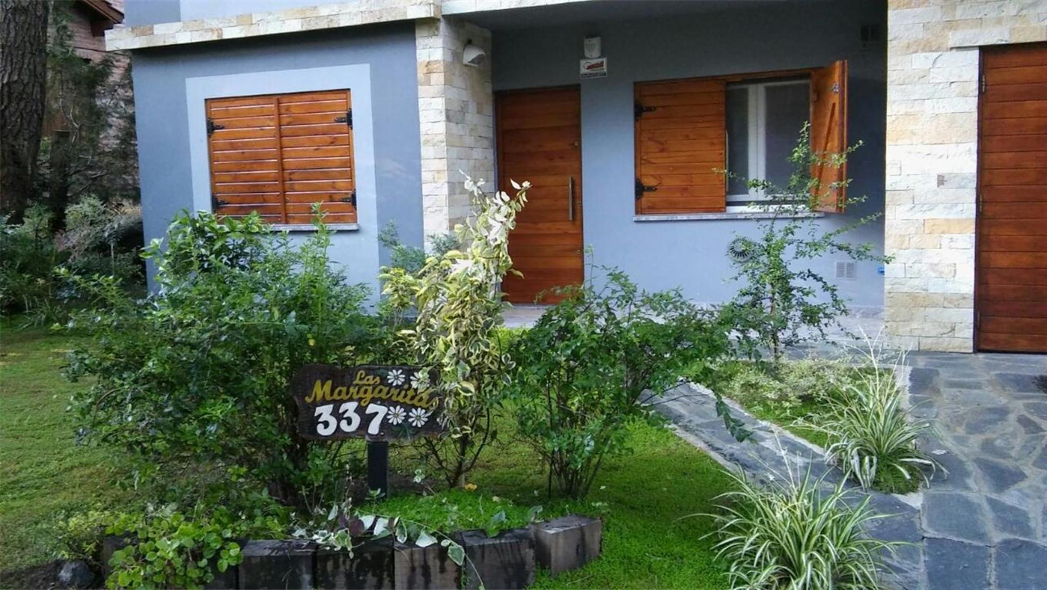 HERMOSO CHALET EN DOS PLANTAS EN COSTA DEL ESTE EXCELENTE UBICACION. — foto 11
