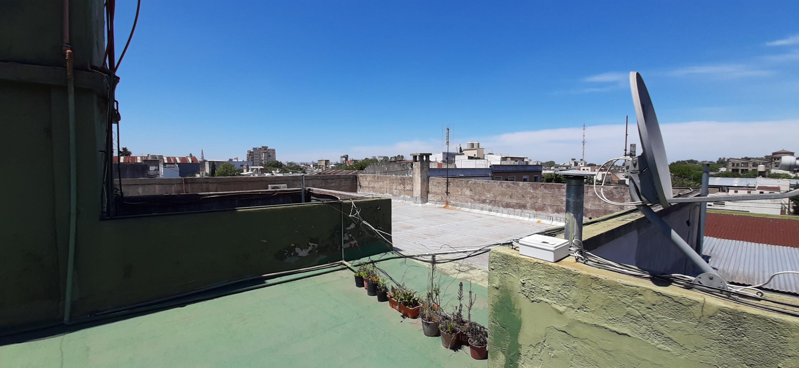 HERMOSO DEPTO DE 3 AMBIENTES AMPLIOS CON TERRAZA Y BAULERA. EXCELENTE UNIDAD SOBRE AVENIDA PRINCIPAL — foto 15