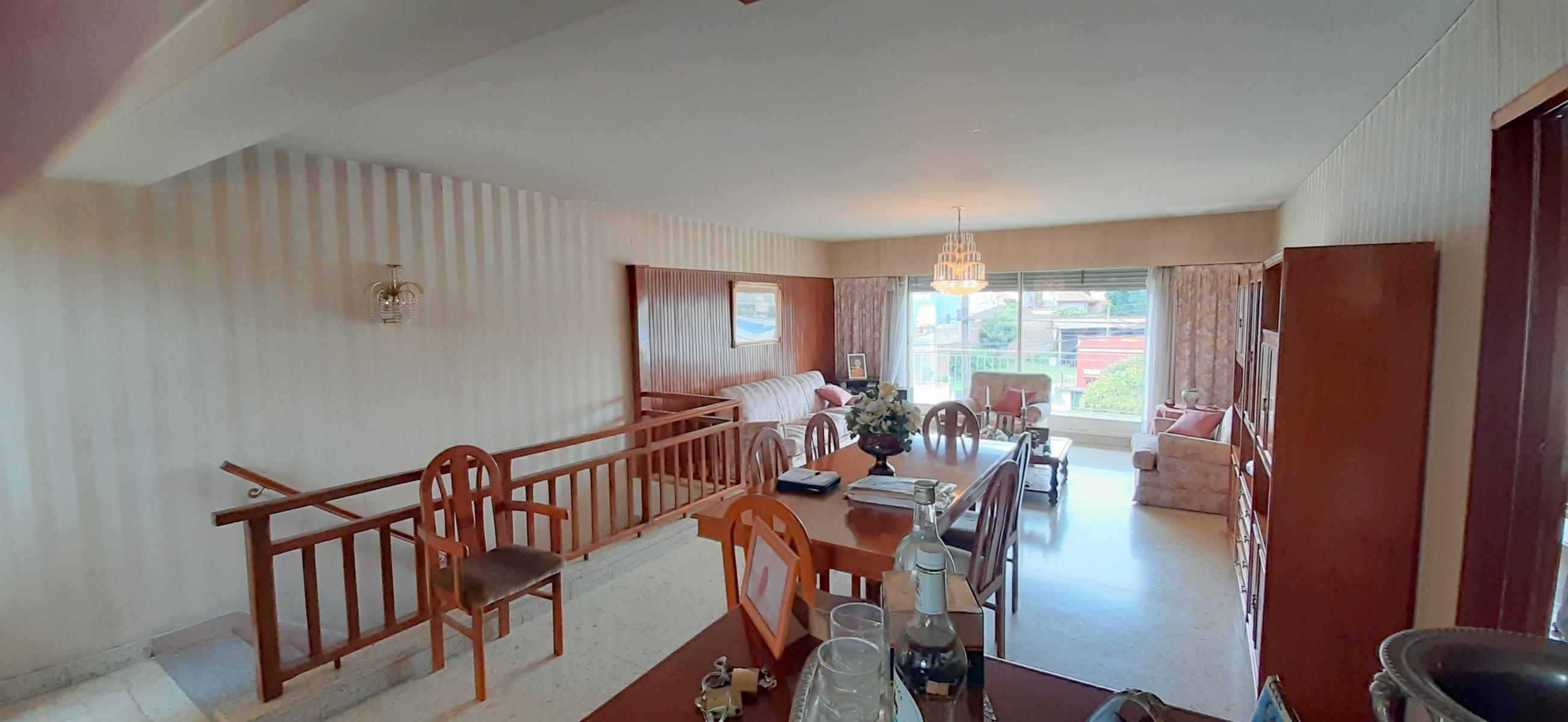 HERMOSA CASA DE ESTILO CON QUINCHO AMPLIO Y GALPON EN PLANTA BAJA EXCELENTE LOTE DE 8.66 X 45 METROS — foto 8