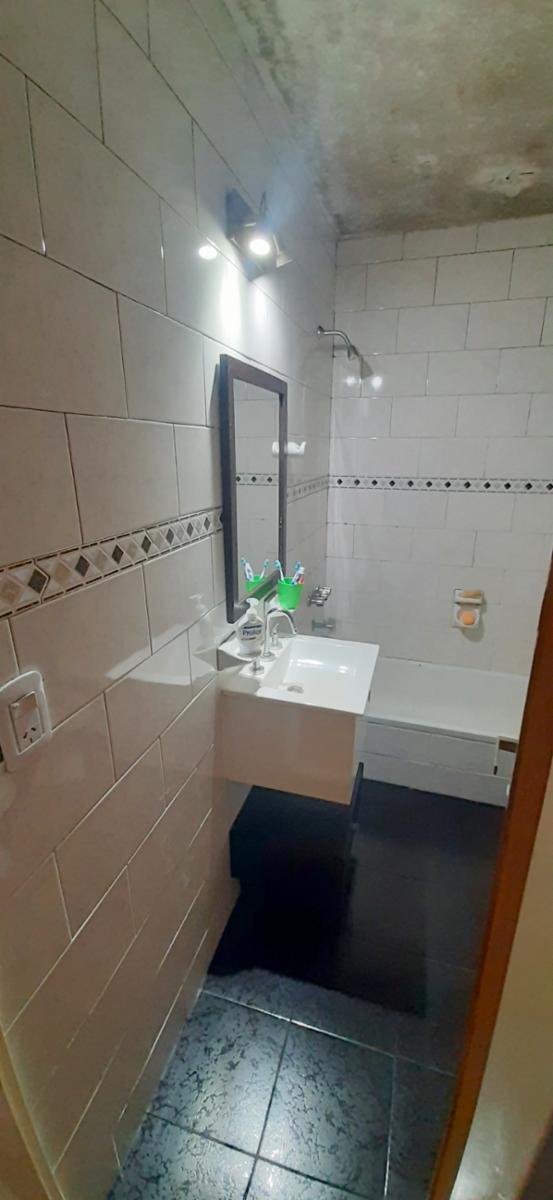 HERMOSO DEPTO DE 4 AMB AMPLIOS CON BALCON AL CTFTE. — foto 6