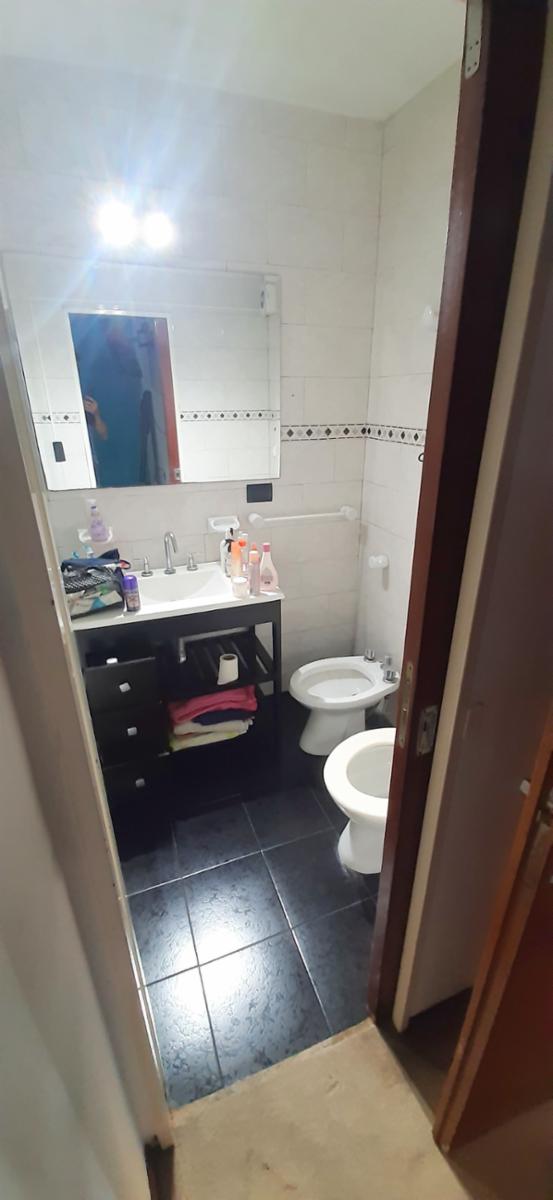 HERMOSO DEPTO DE 4 AMB AMPLIOS CON BALCON AL CTFTE. — foto 7