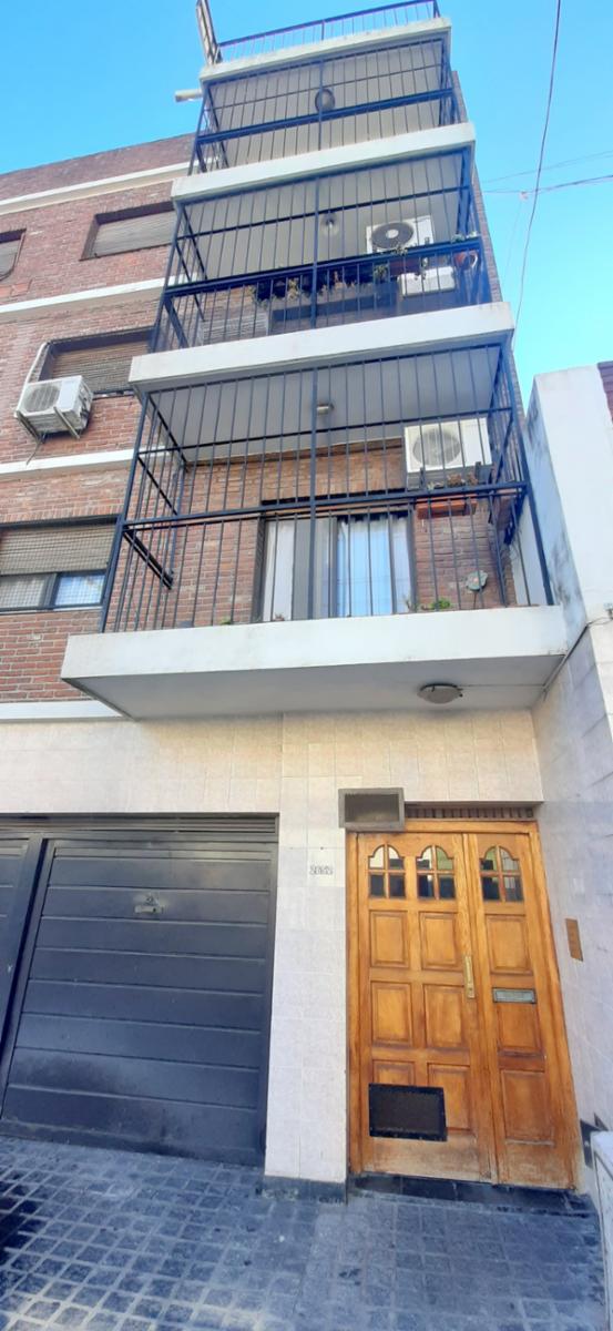 HERMOSO DEPTO DE 4 AMB AMPLIOS CON BALCON AL CTFTE. — foto 10