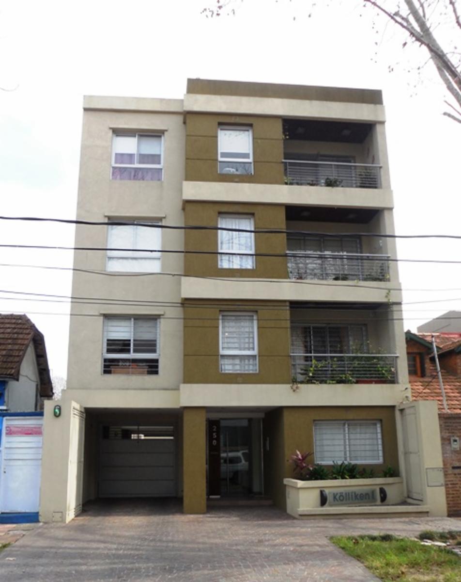 APTO CREDITO EXCELENTE DEPTO 1 AMBIENTE EN PLANTA BAJA PUEYRREDON 250
