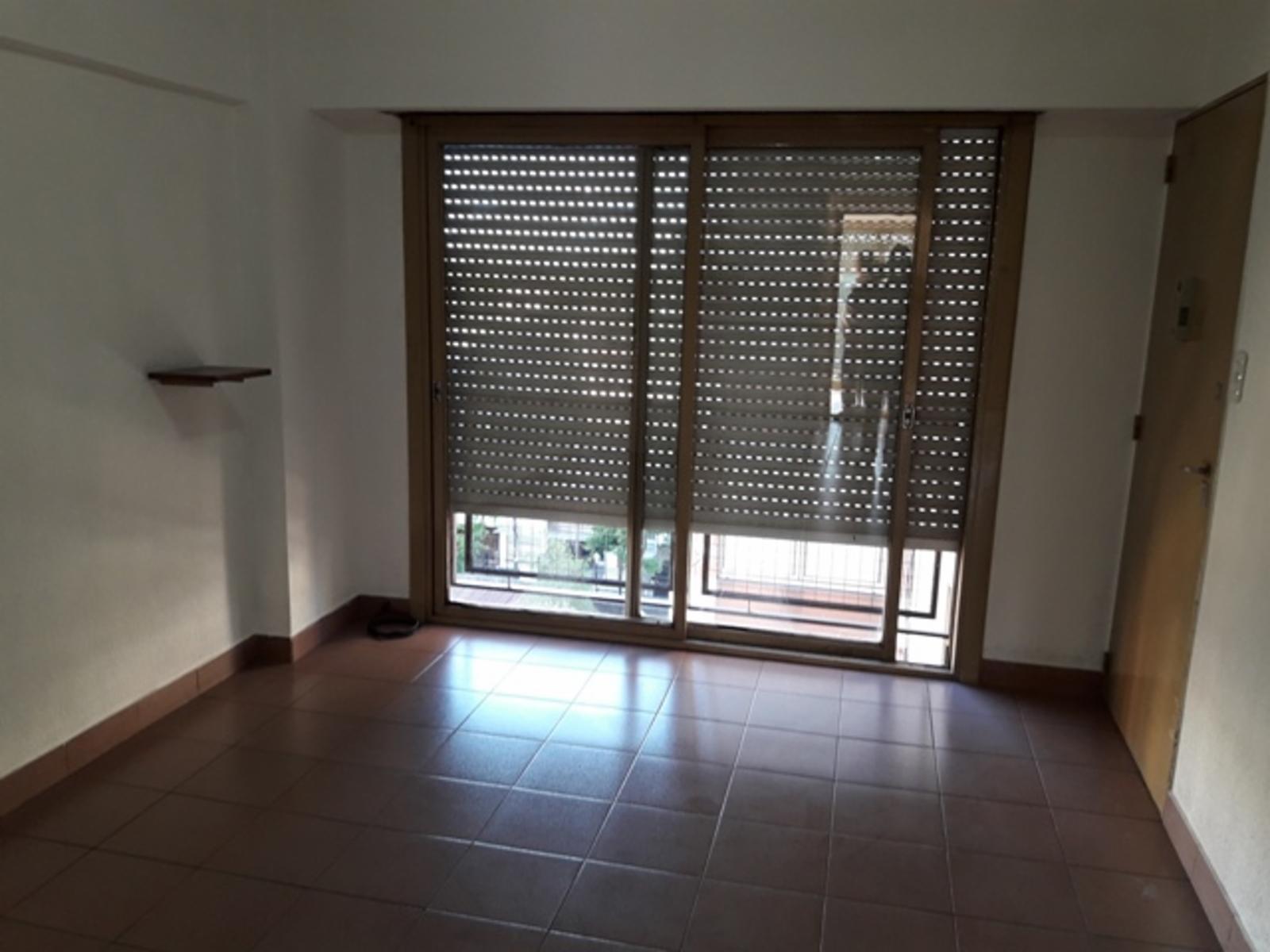 Departamento 2 Amb APTO CREDITO en excelente zona de Lomas de Zamora — foto 5