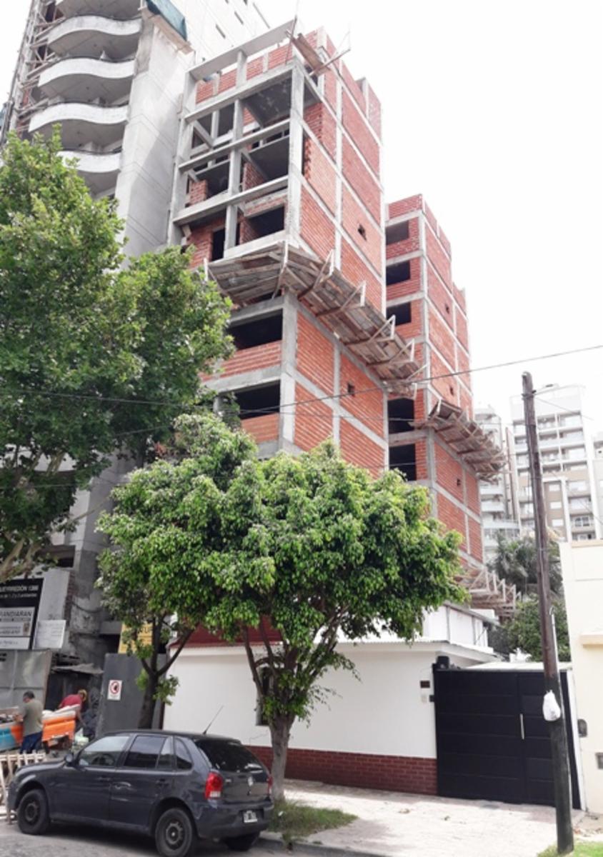 EXCELENTE DEPARTAMENTO DE 1 AMBIENTE DIVISIBLE ZONA INMEJORABLE