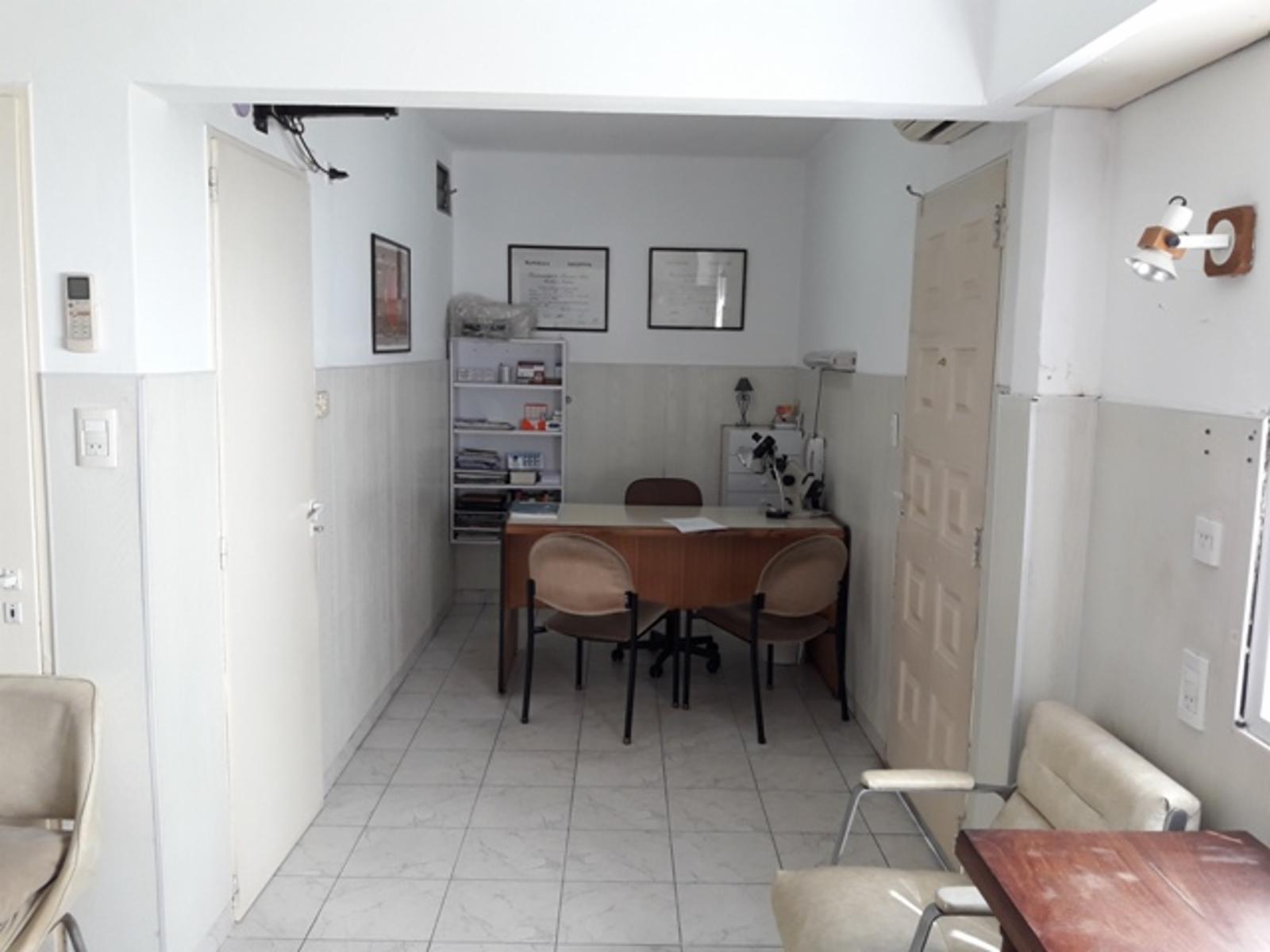 INMUEBLE CON OPTICA Y CONSULTORIOS OFTAMOLOGICOS 35 AÑOS DE TRAYECTORIA — foto 10