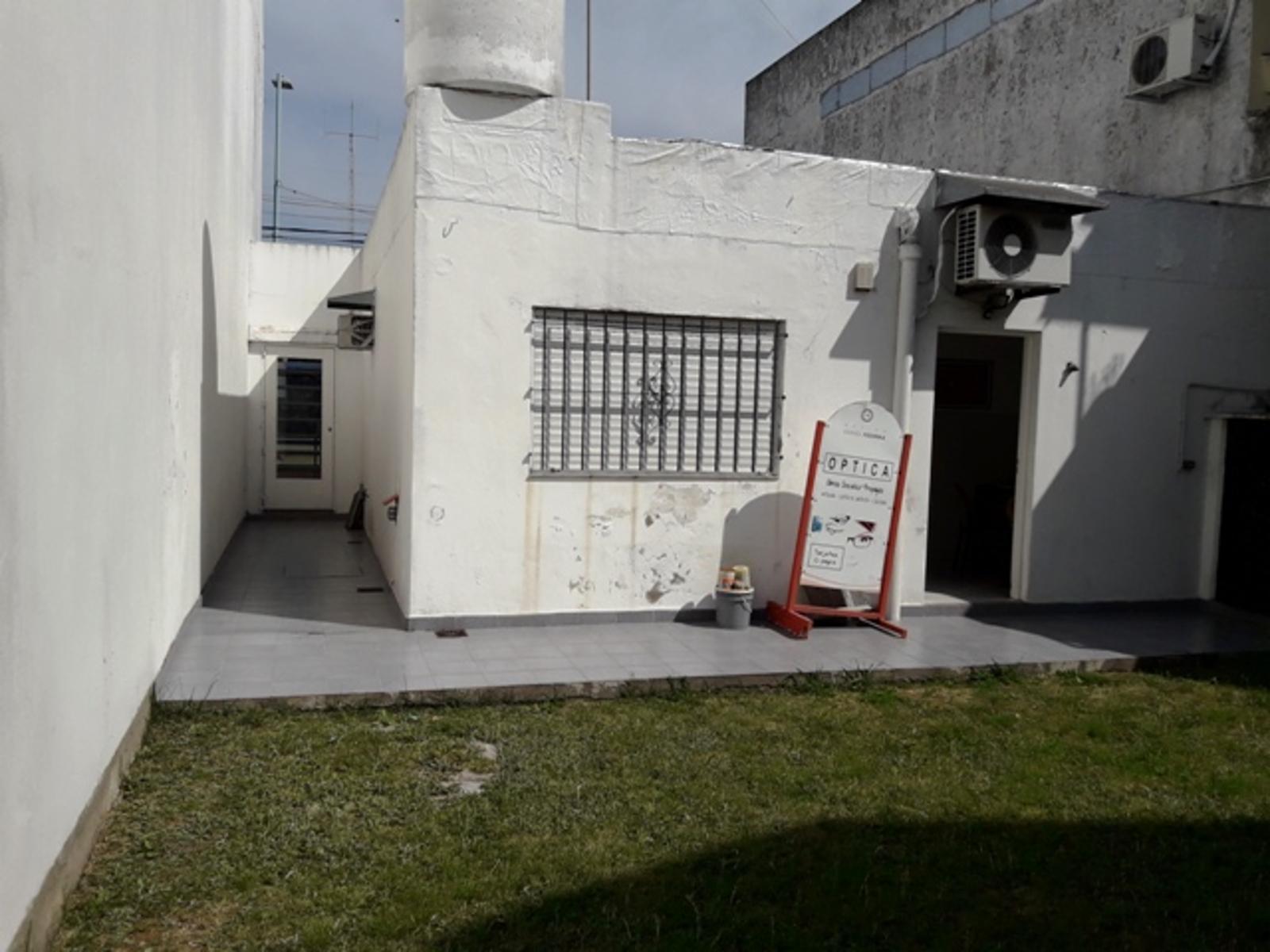 INMUEBLE CON OPTICA Y CONSULTORIOS OFTAMOLOGICOS 35 AÑOS DE TRAYECTORIA — foto 11