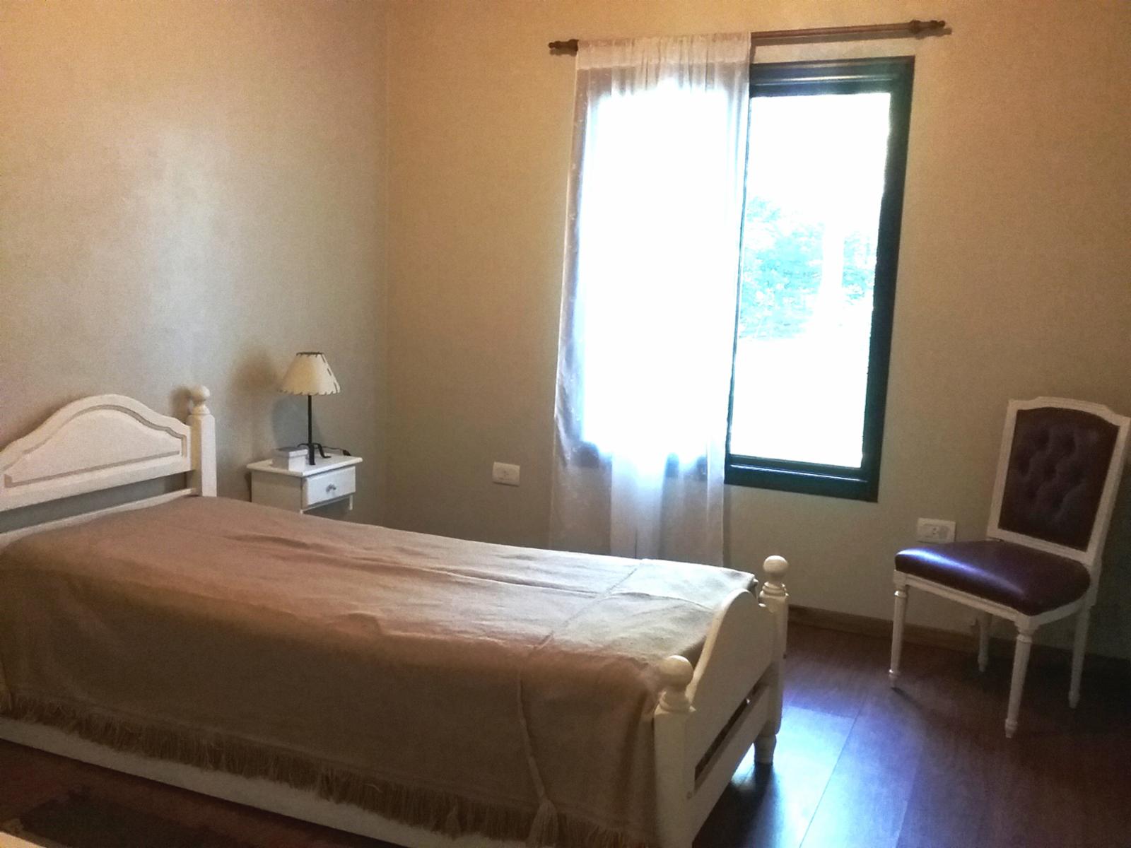 EXCELENTE CASA DE 4 AMBIENTES EN COSTA DEL ESTE — foto 6
