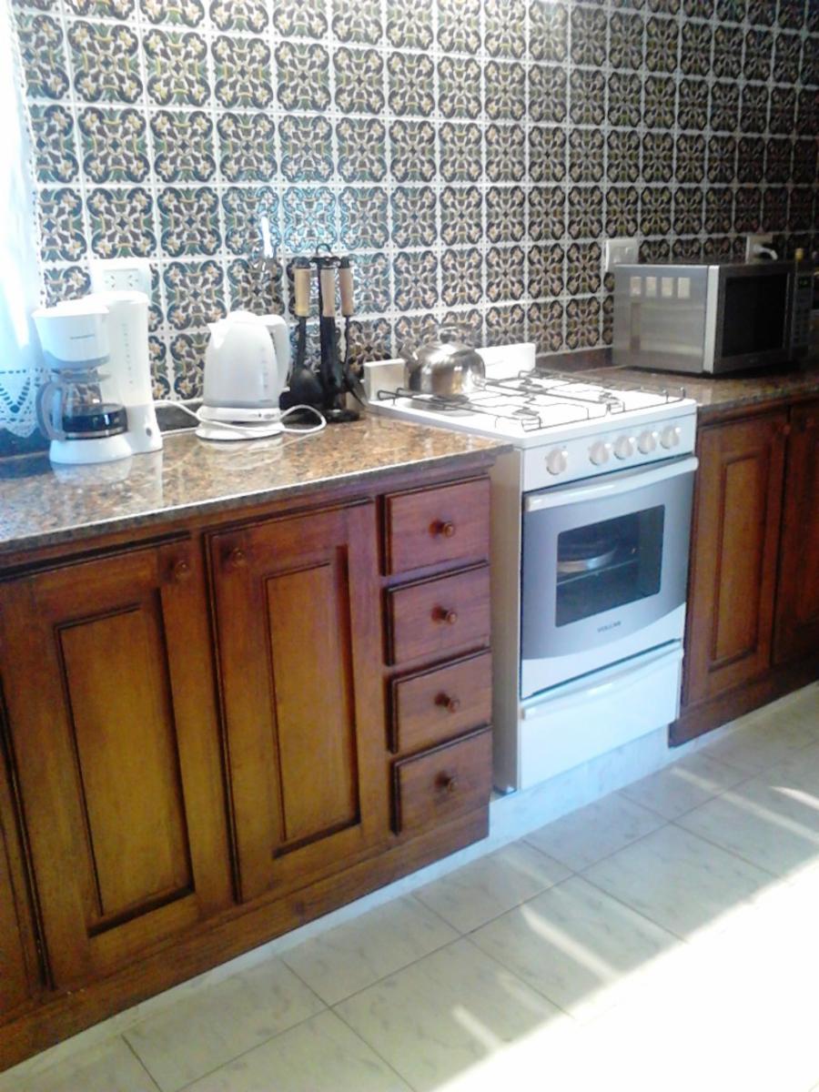 EXCELENTE CASA DE 4 AMBIENTES EN COSTA DEL ESTE — foto 9