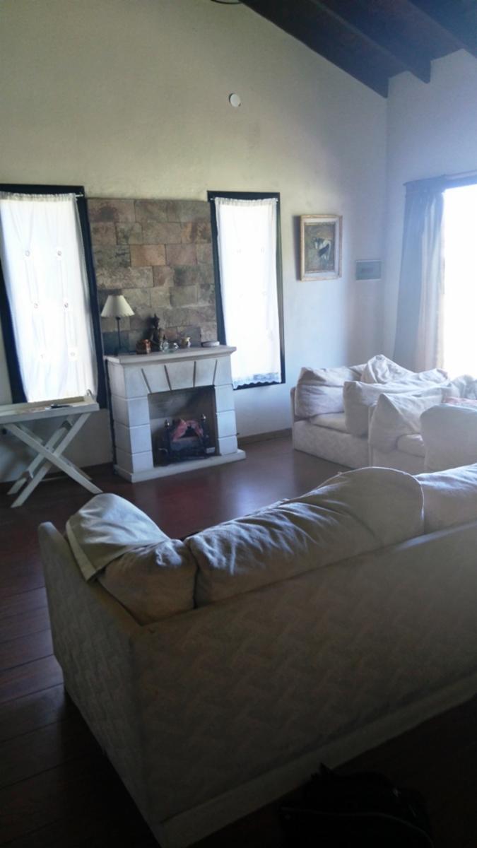 EXCELENTE CASA DE 4 AMBIENTES EN COSTA DEL ESTE — foto 10