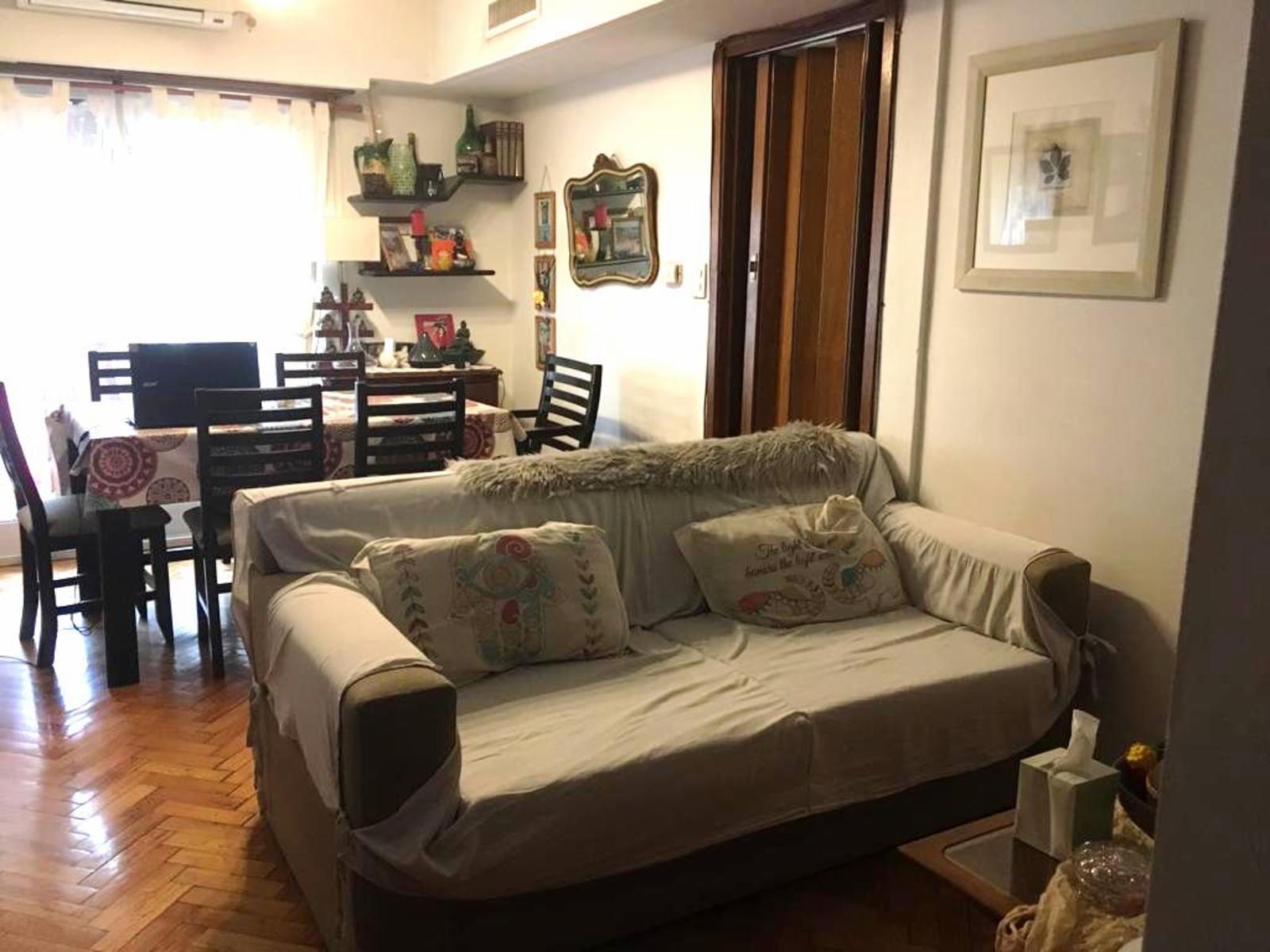 MUY BUEN DEPARTAMENTO DE 3 AMBIENTES CON COCHERA Y PATIO — foto 2