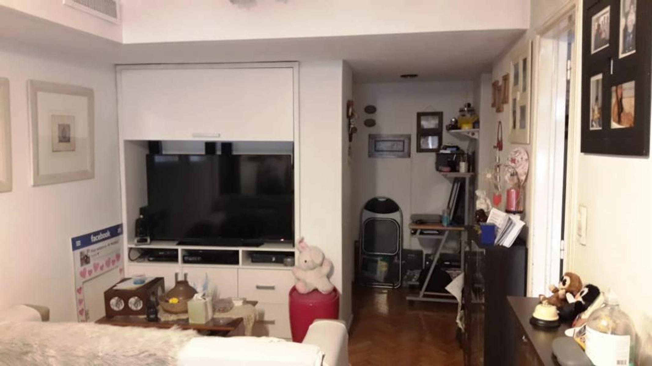 MUY BUEN DEPARTAMENTO DE 3 AMBIENTES CON COCHERA Y PATIO — foto 3