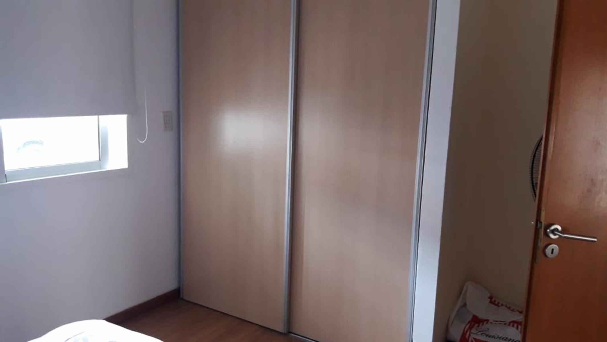 EXCELENTE DEPARTAMENTO DE 2 AMBIENTES CON PATIO EN SARANDI 420 — foto 13