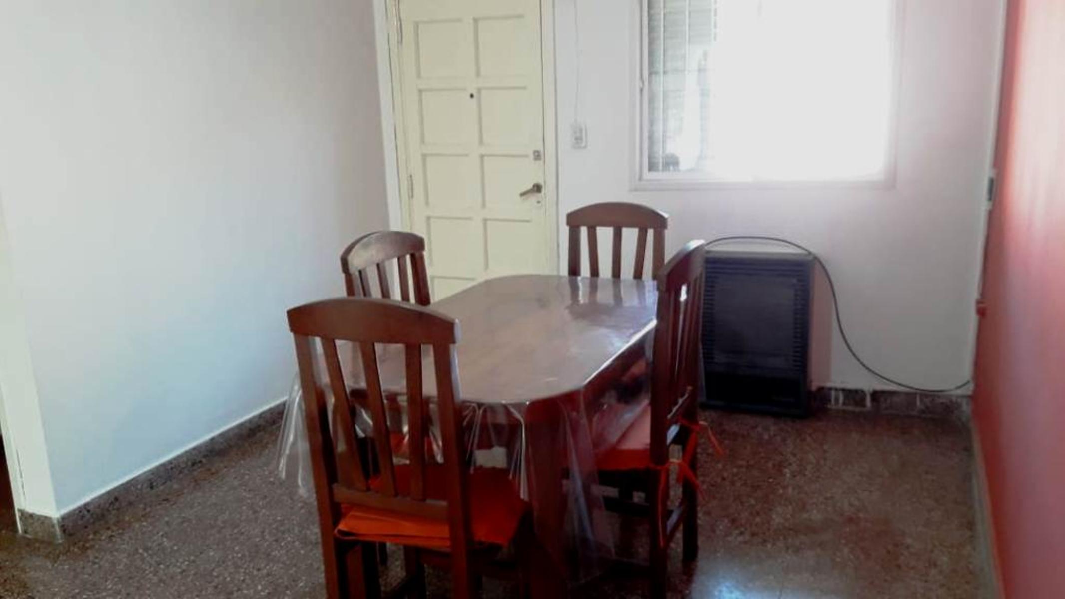 PH AL FRENTE DE 3 AMBIENTES CON GARAGE Y AMPLIO JARDIN — foto 6