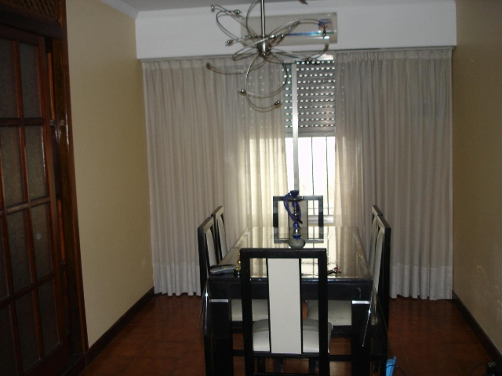 CASA DESARROLLADA SOBRE AMPLIO LOTE DE 8,66 X 43,30. — foto 6
