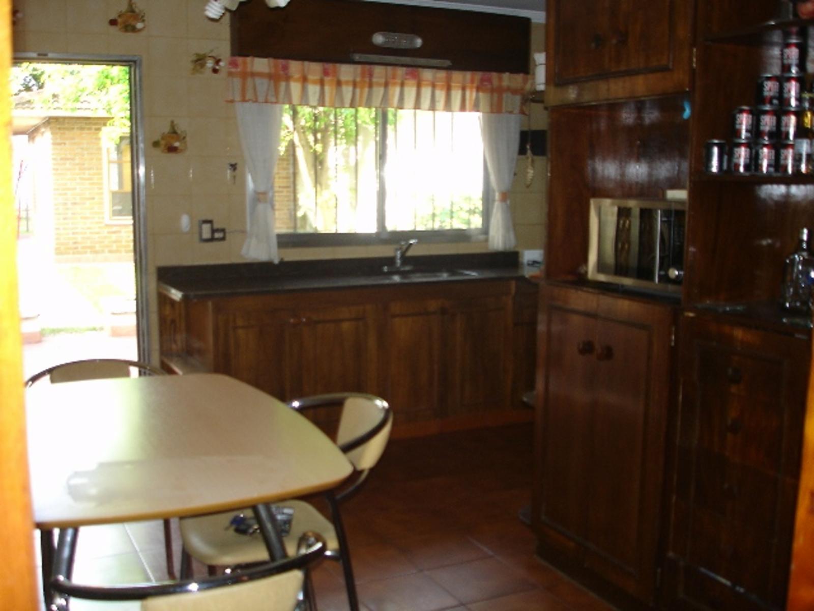 CASA DESARROLLADA SOBRE AMPLIO LOTE DE 8,66 X 43,30. — foto 14
