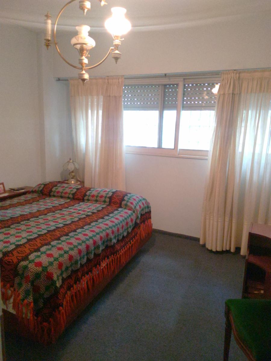 SAN MARTÍN CENTRO, DEPARTAMENTO DE 4 AMBIENTES CON TERRAZA PROPIA ! FRENTE A LA PLAZA SAN MARTIN — foto 12