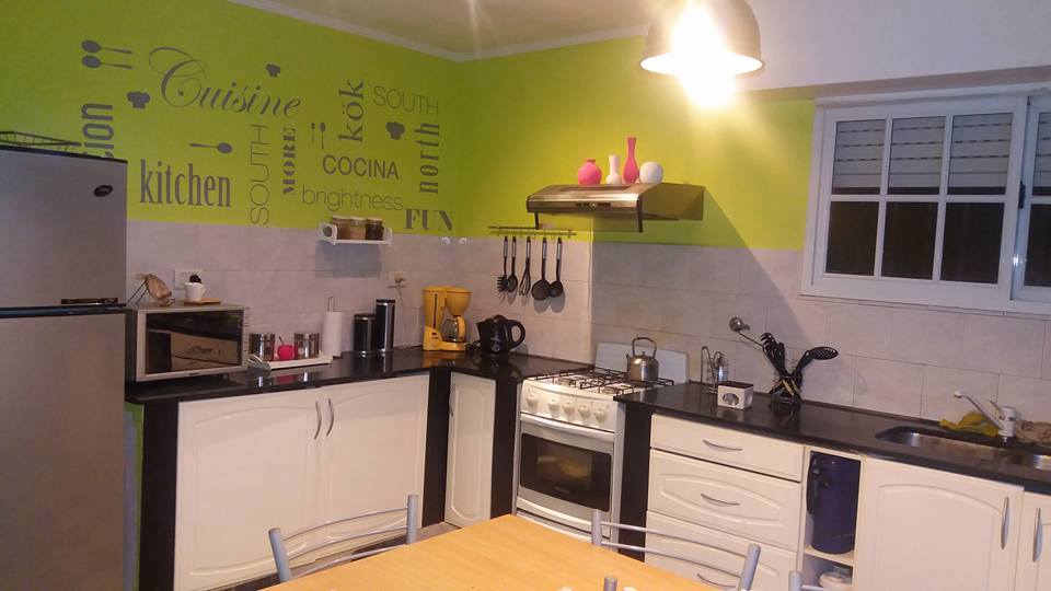 HERMOSA PROPIEDAD EN BARRIO MILLAMAPU 3 DORMITORIOS AMPLIO PATIO,. — foto 5
