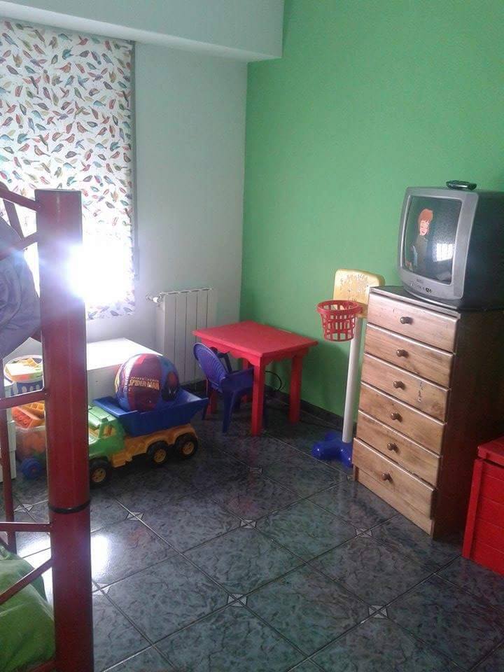 HERMOSA PROPIEDAD EN BARRIO MILLAMAPU 3 DORMITORIOS AMPLIO PATIO,. — foto 11