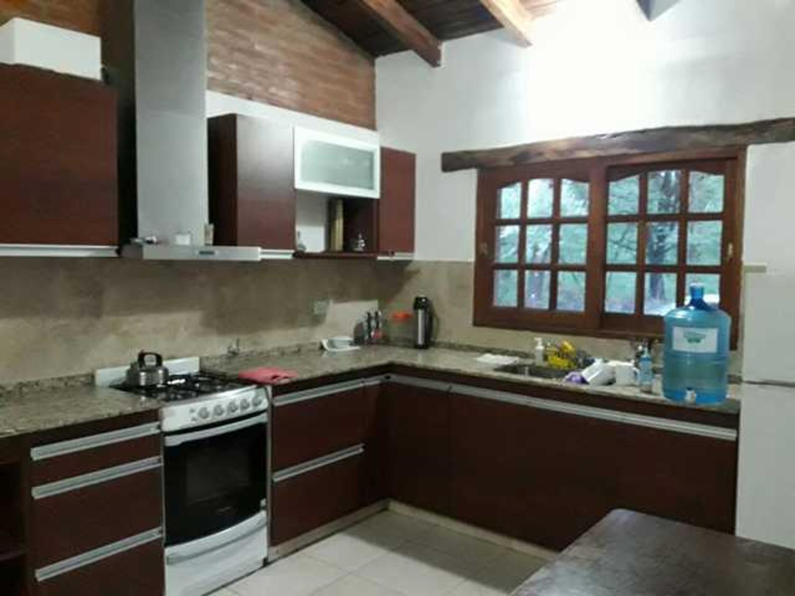 ¡EXCELENTE CHALET EN SAN ROQUE
