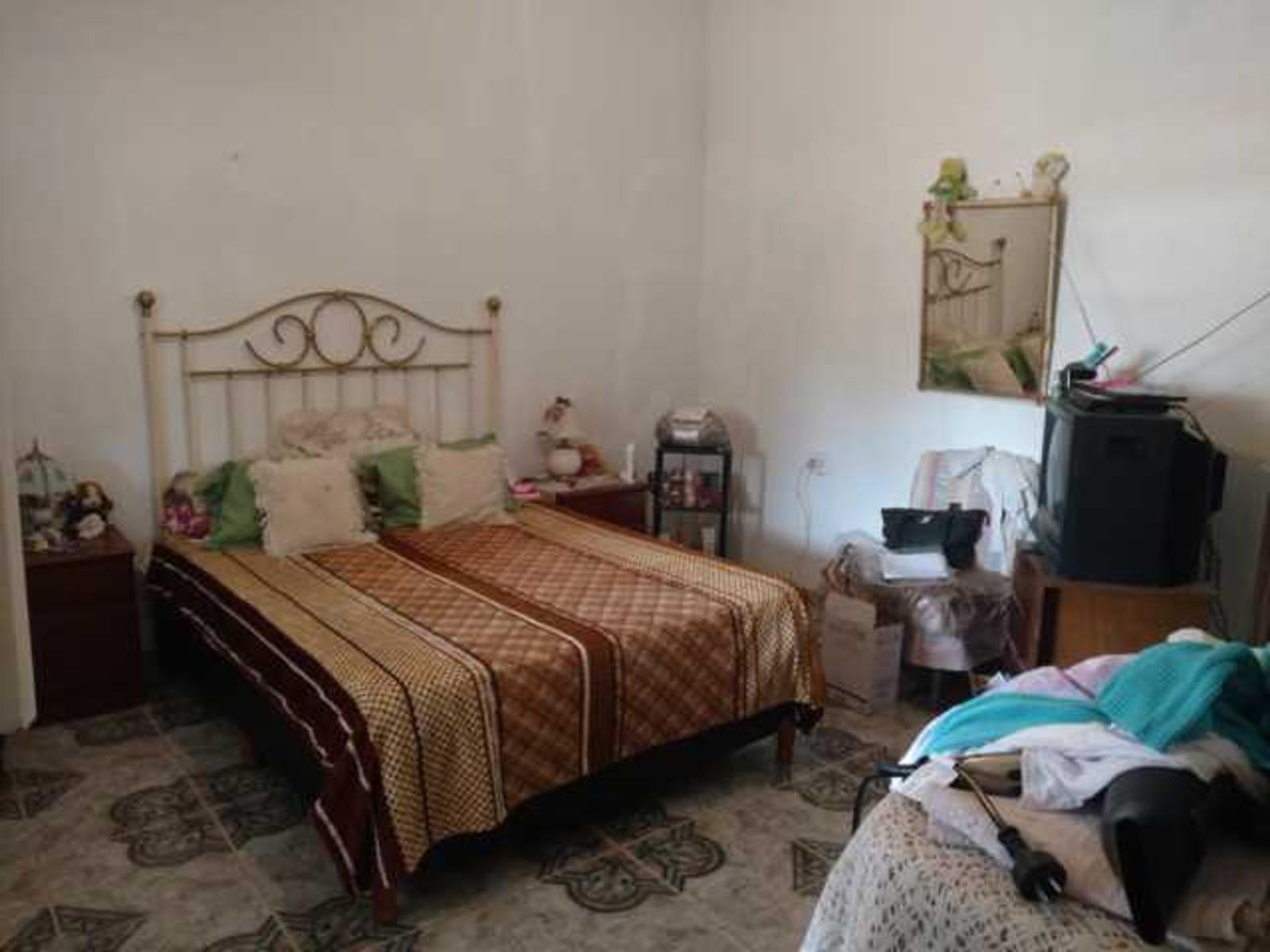 3 UNIDADES HABITACIONALES EN SANTA ANA, 1 CUADRA DE RUTA — foto 2