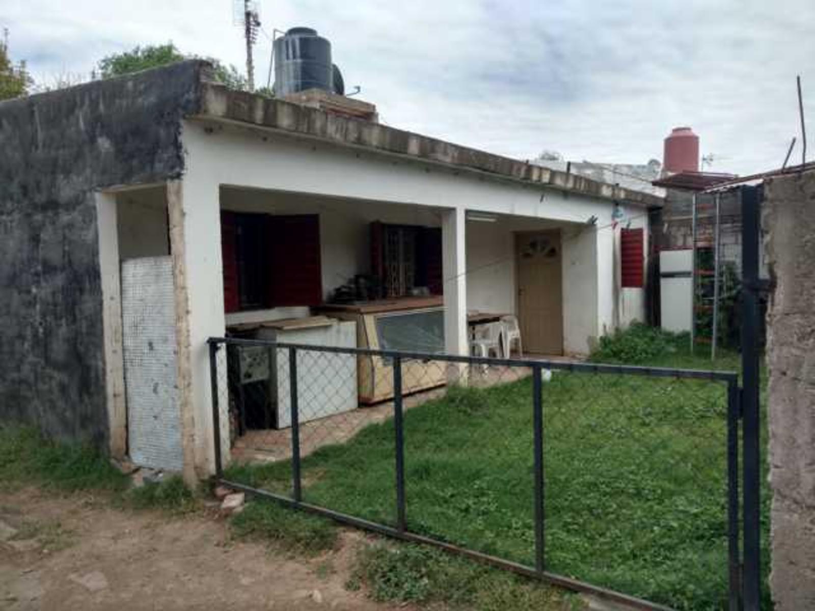 3 UNIDADES HABITACIONALES EN SANTA ANA, 1 CUADRA DE RUTA — foto 8