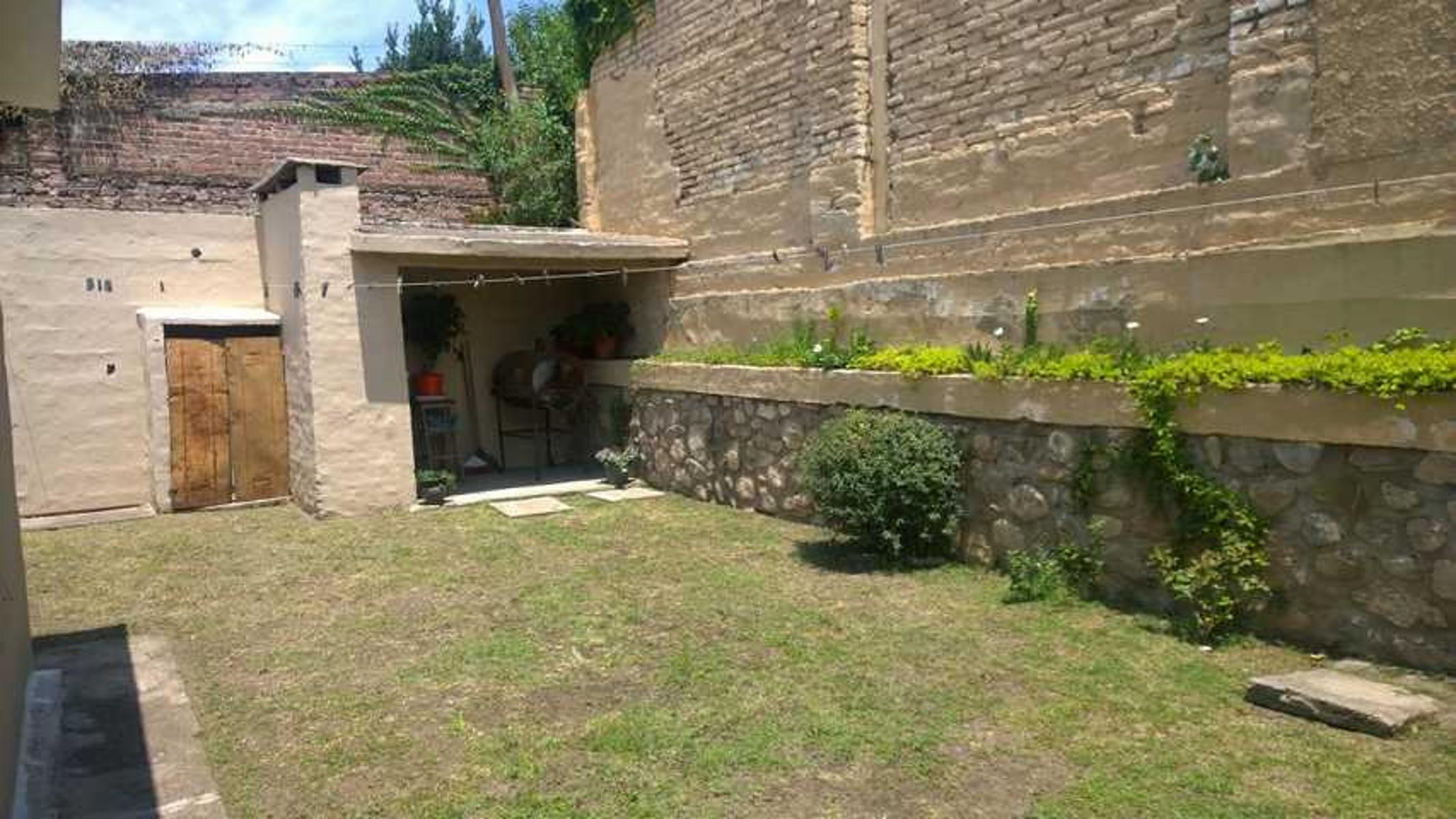 EXCLUSIVO CHALET SOBRE RUTA 38 COSQUIN &quotALTO MIERES&quot — foto 5