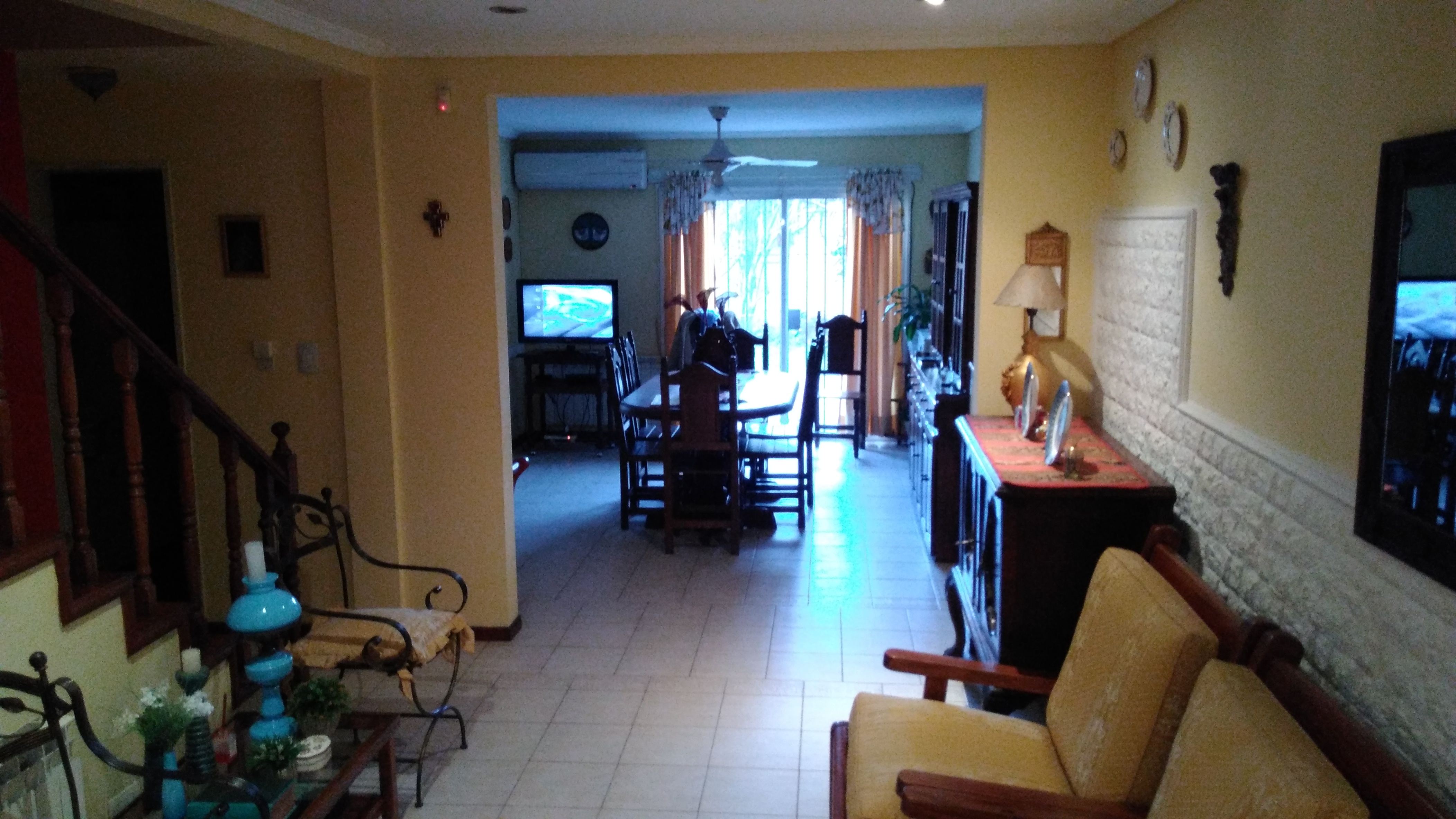 VENTA: Casa en Rawson entre R. Peña y Zapiola, Bernal — foto 2
