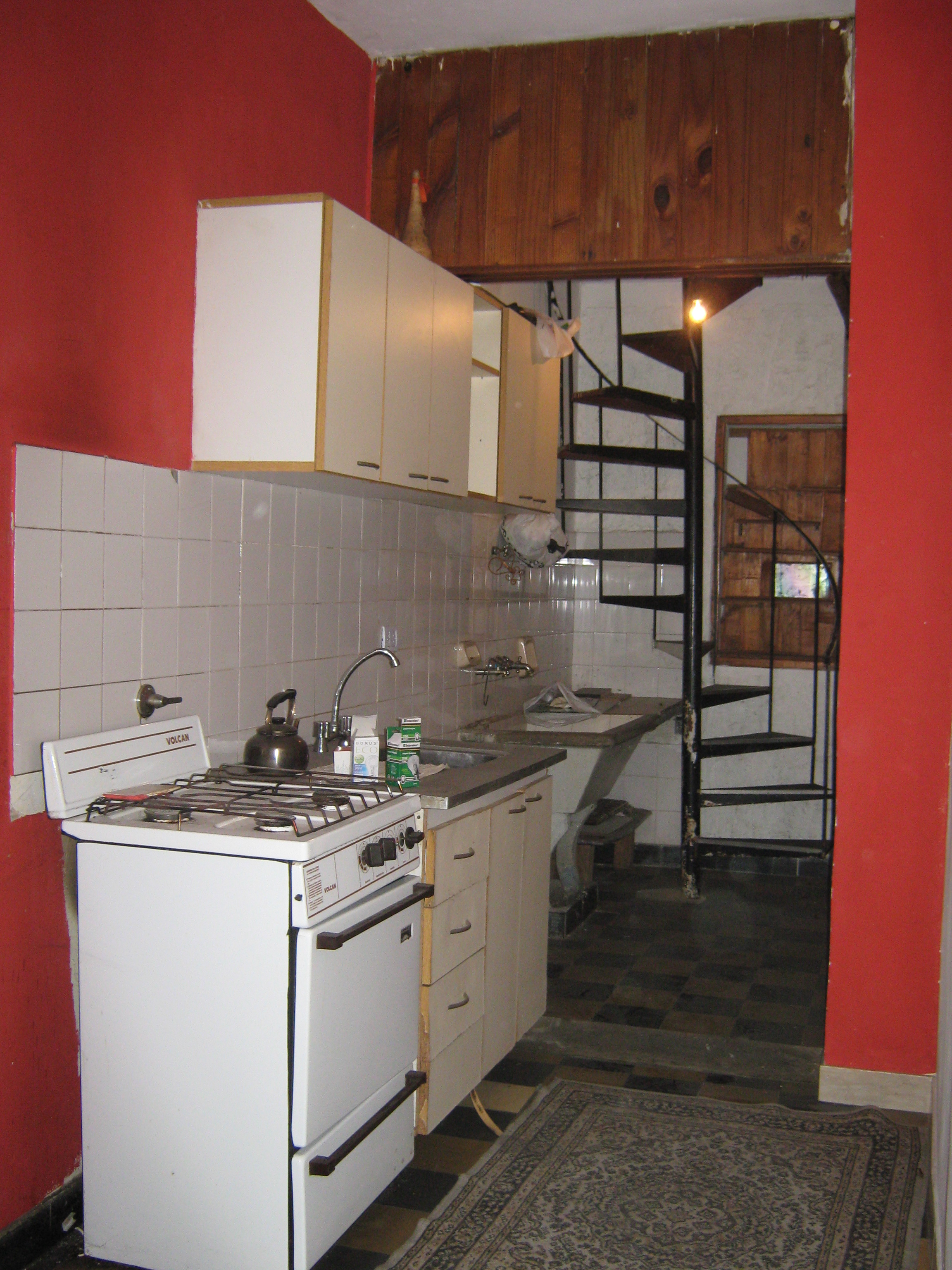 MORON SUR. VENTA CASA 3 AMBIENTES + DPTO. CON ENTRADA PROPIA 2 AMB. SOBRE GGE. IDEAL 2 FLIAS. O RENTA — foto 7