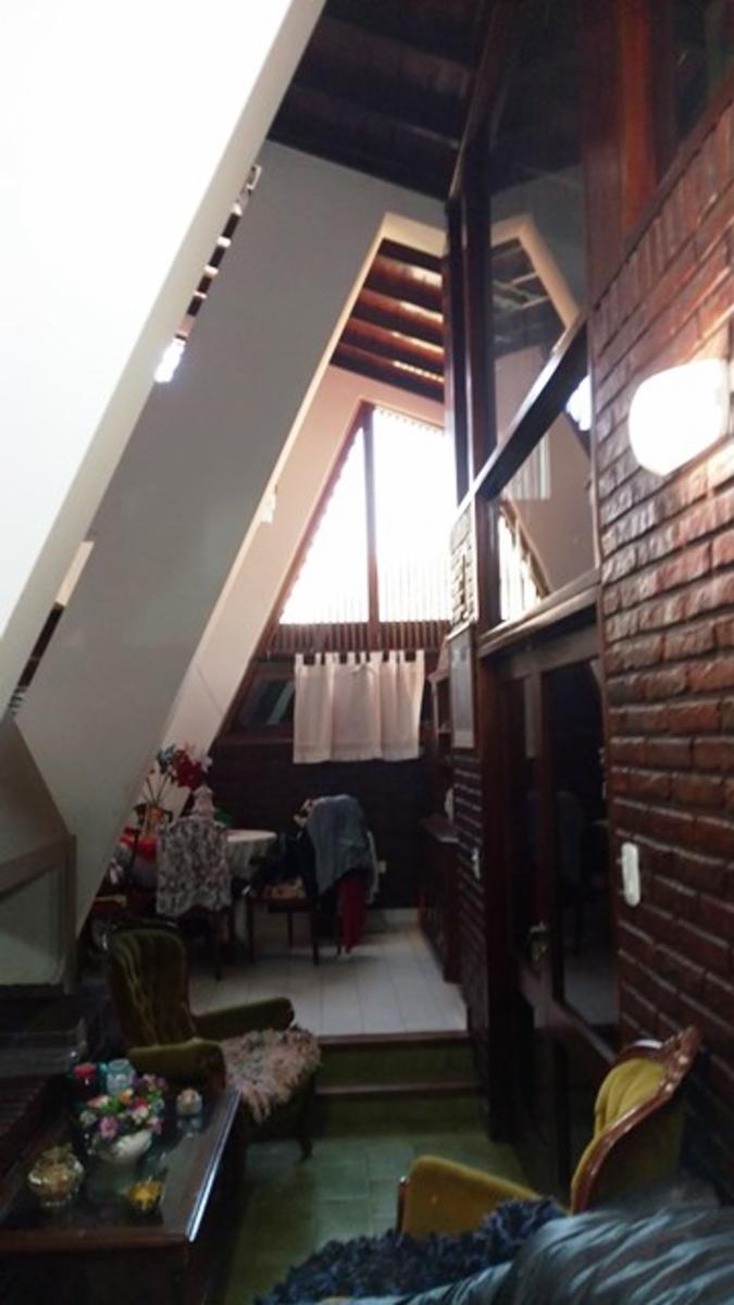 NUEVO VALOR A CONSULTAR.....EXCELENTE Casa 4 Amb. 2 Cocheras Jardin — foto 2
