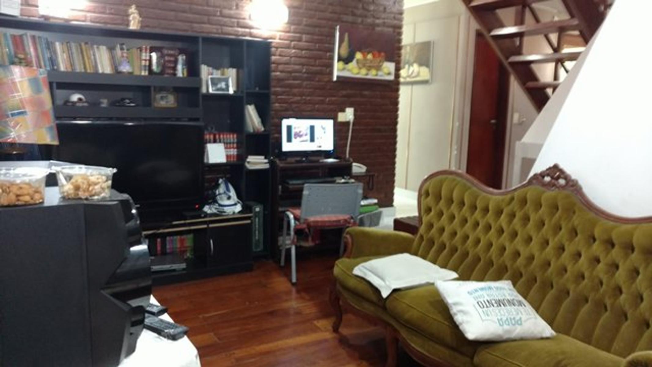 NUEVO VALOR A CONSULTAR.....EXCELENTE Casa 4 Amb. 2 Cocheras Jardin — foto 3