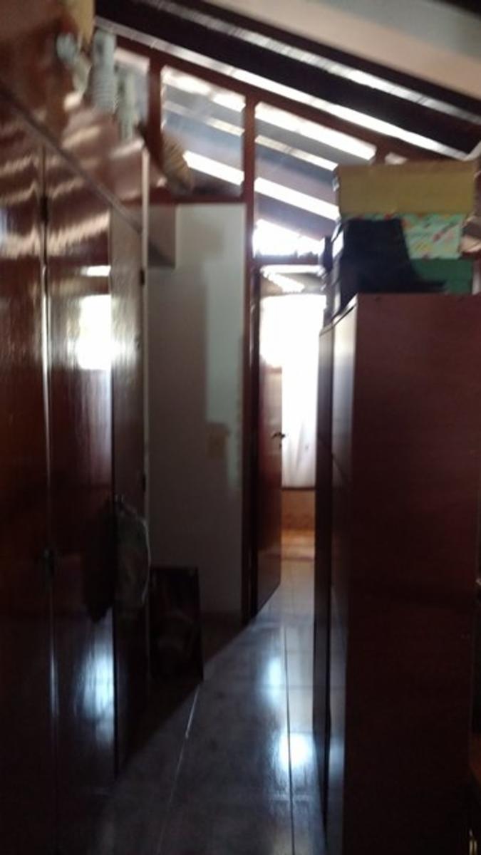 NUEVO VALOR A CONSULTAR.....EXCELENTE Casa 4 Amb. 2 Cocheras Jardin — foto 5