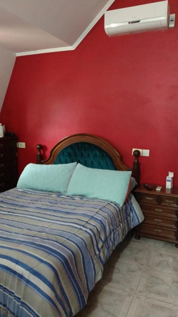 NUEVO VALOR A CONSULTAR.....EXCELENTE Casa 4 Amb. 2 Cocheras Jardin — foto 12