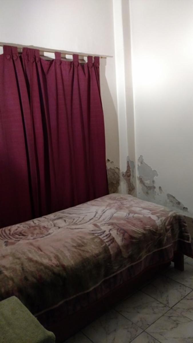 IDEAL 2 FAMILIAS - CASA 4 AMBIENTES + DUPLEX 3 AMB + COCHERA 2 AUTOS + FONDO ¡¡¡ SE ESCUCHA OFERTA !!! NO APTO CREDITO — foto 5