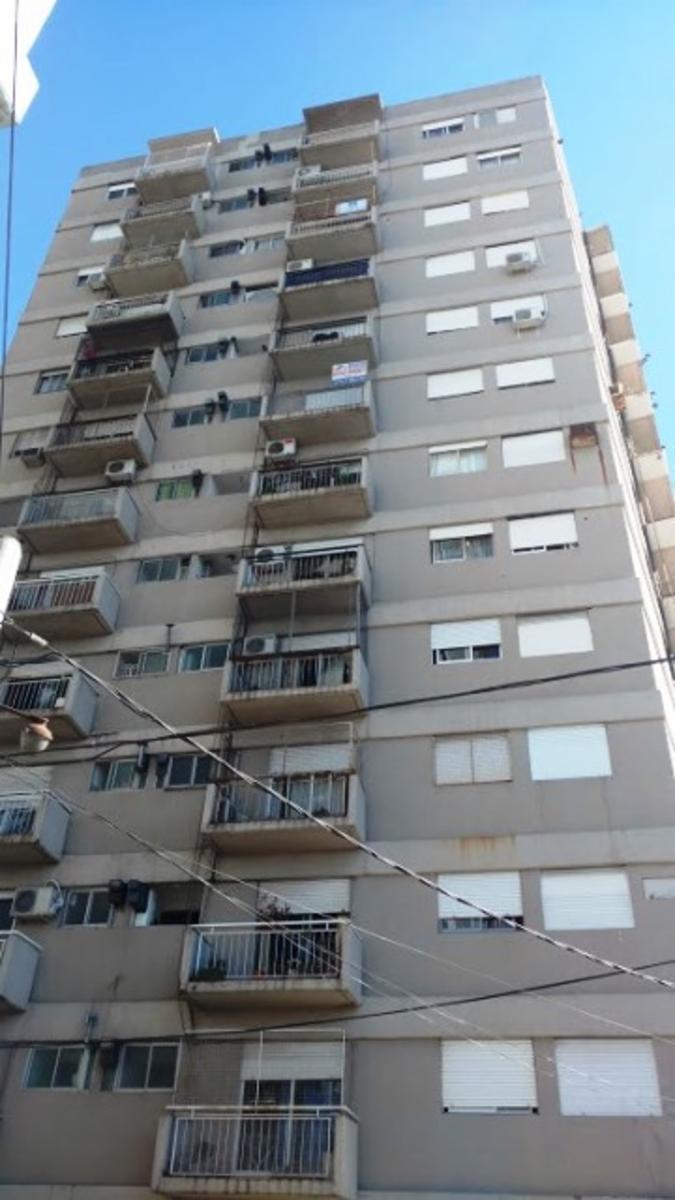 DTO. 2 AMB CON BALCON SOBRE VTE. LOPEZ Y GAONA MUY LUMINOSO APTO CREDITO — foto 2