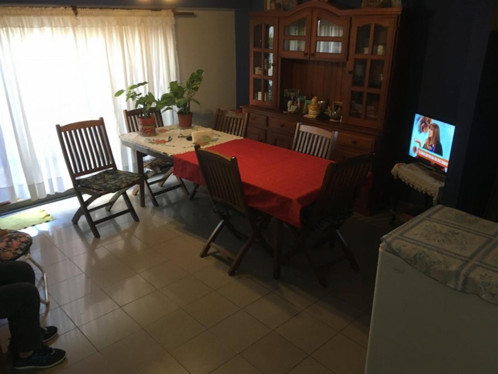 * Apto Credito * Casa de 5 Amb en 2 Plantas* Ideal 2 Familias *
