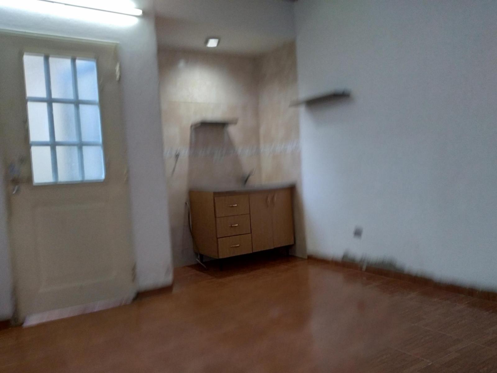 Depto T/ Casa Interno 2 Amb en 2 Ptas c/ Patio y Lavadero — foto 2
